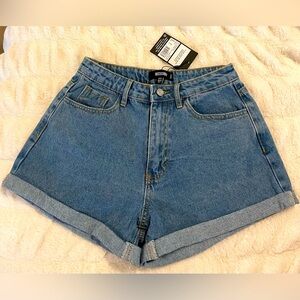 Missguided denim shorts size 6 NWT